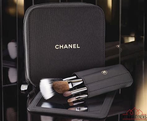 les mini de chanel brush set|CHANEL LES MINIS DE CHANEL Mini Brush Set .